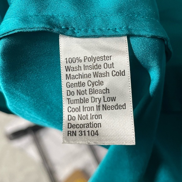 Cynthia Rowley Turquoise Short Sleeve Blouse XL with Gem Detail 💎✨ - Picture 7 of 8